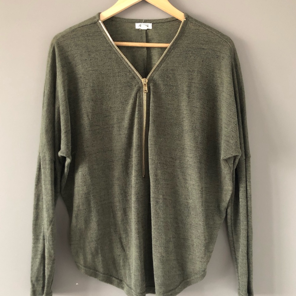 Women’s Olive Green 3/4 Zip Dress Shirt Large